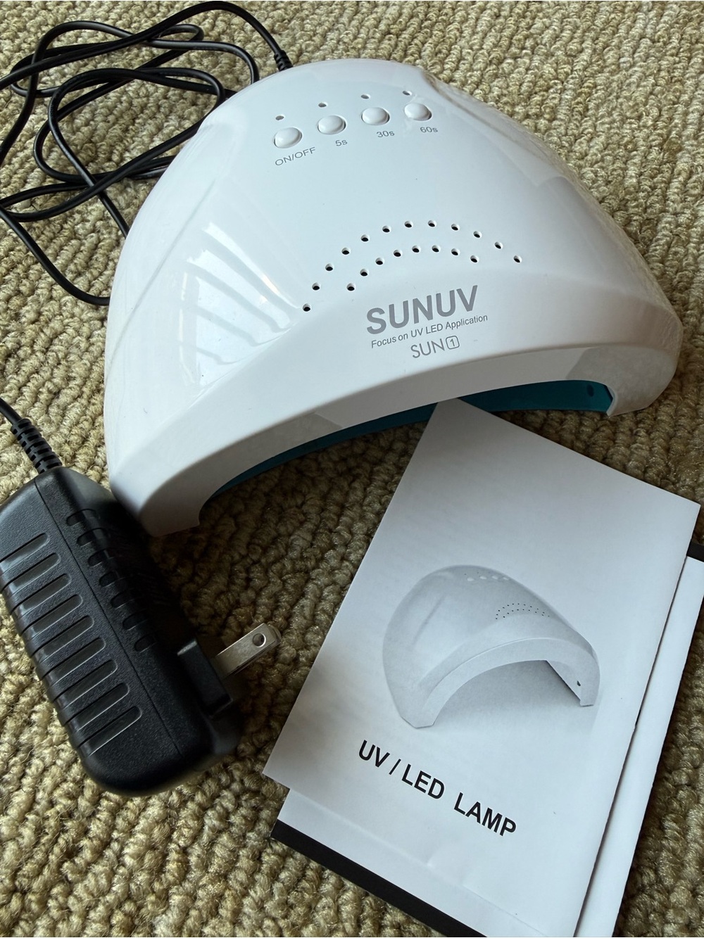 SUNUV UV/LED Nail Lamp - White